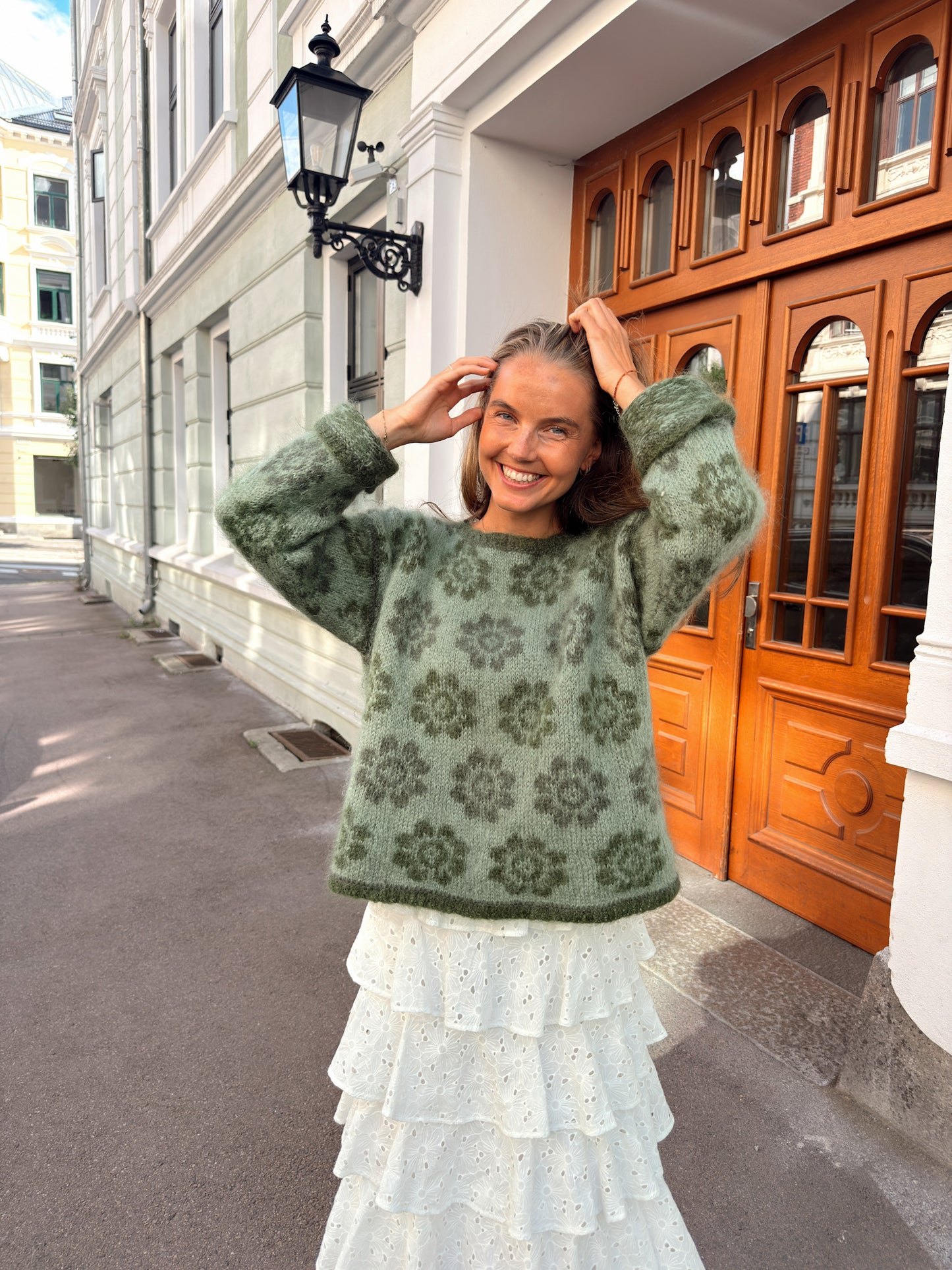 Yarn kit - Mari Sweater by knitbyroen x Milotte