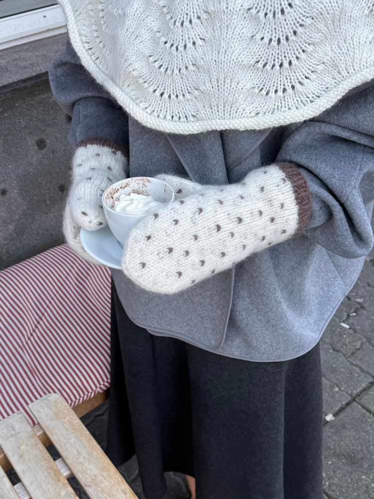 Idun Mittens by Milotté x TheaM