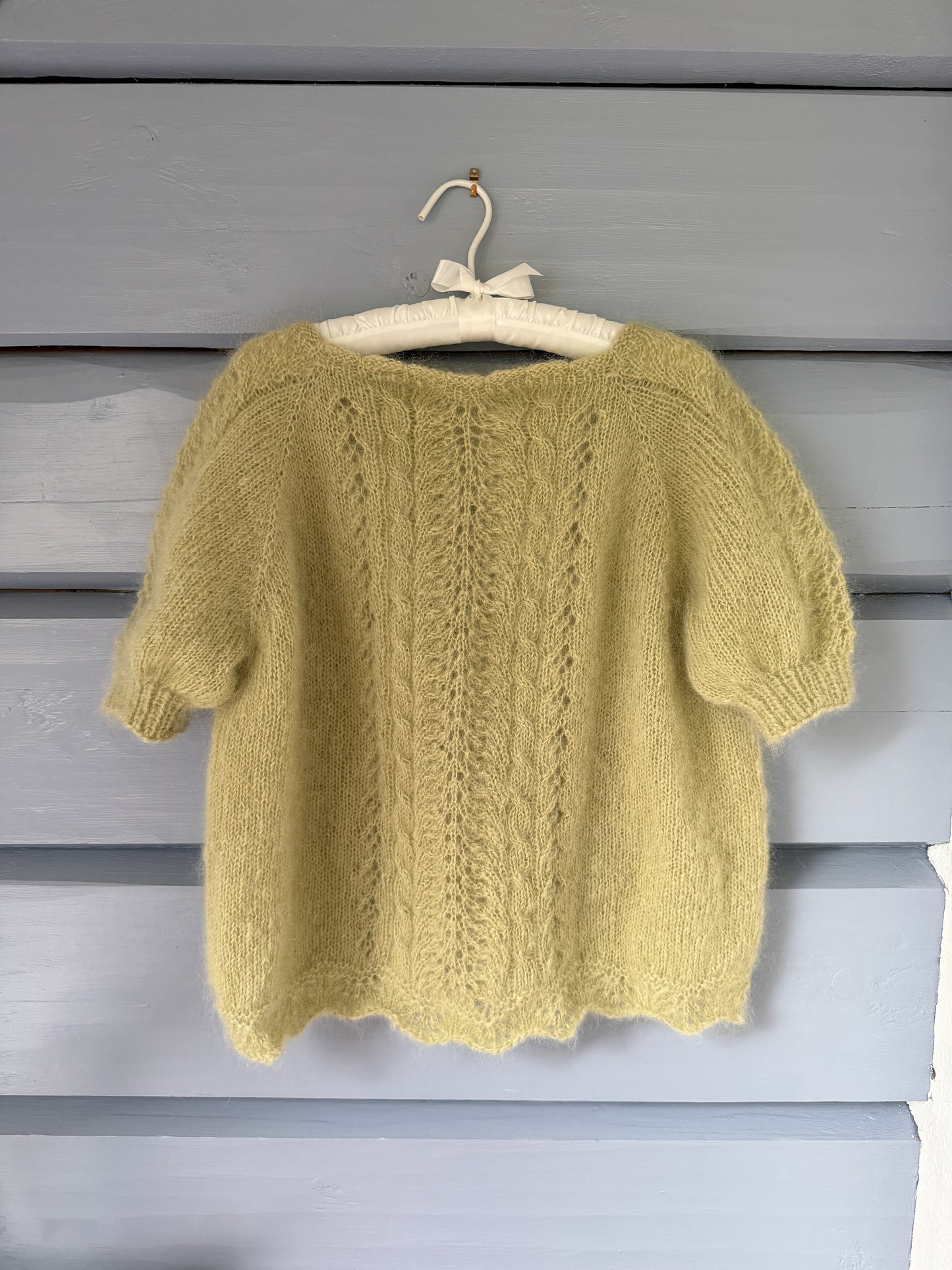 Tilla Sweater Kortarmet Yarn Kit by Milotté