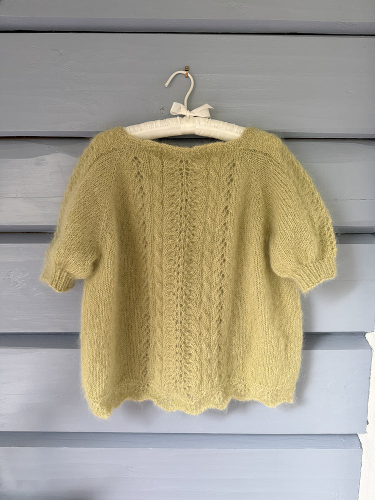Tilla Sweater Kortarmet Yarn Kit by Milotté