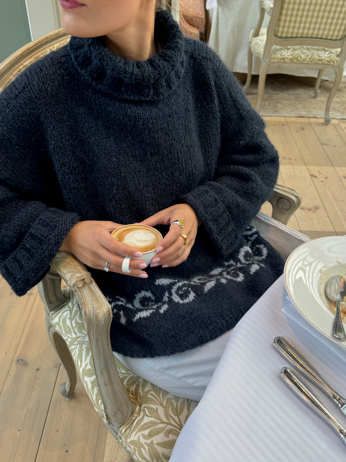 Hildir Sweater — Knitting Pattern | Milotté x TheaM – Milotte