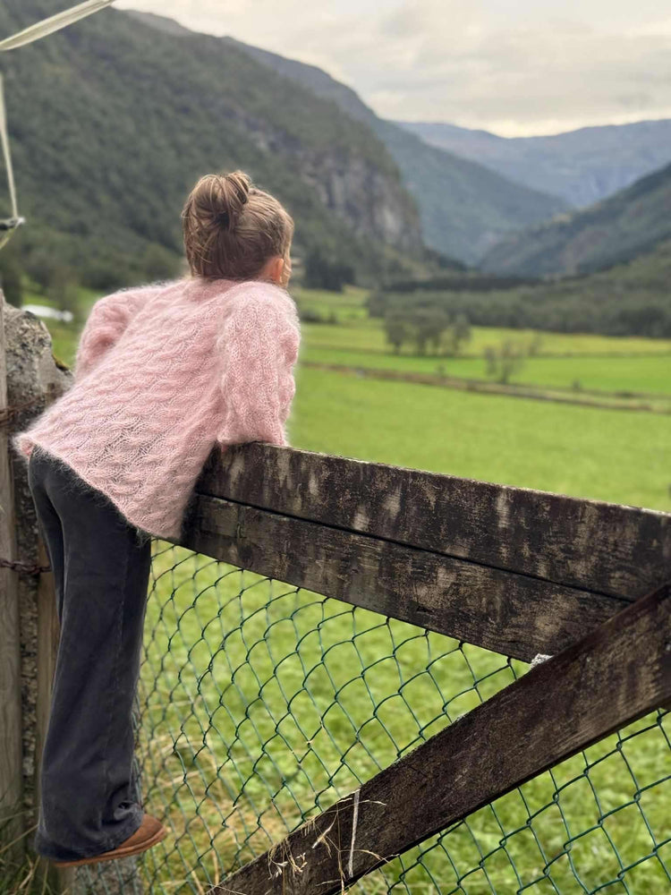 Annabel Sweater jr. // knitbyRoen