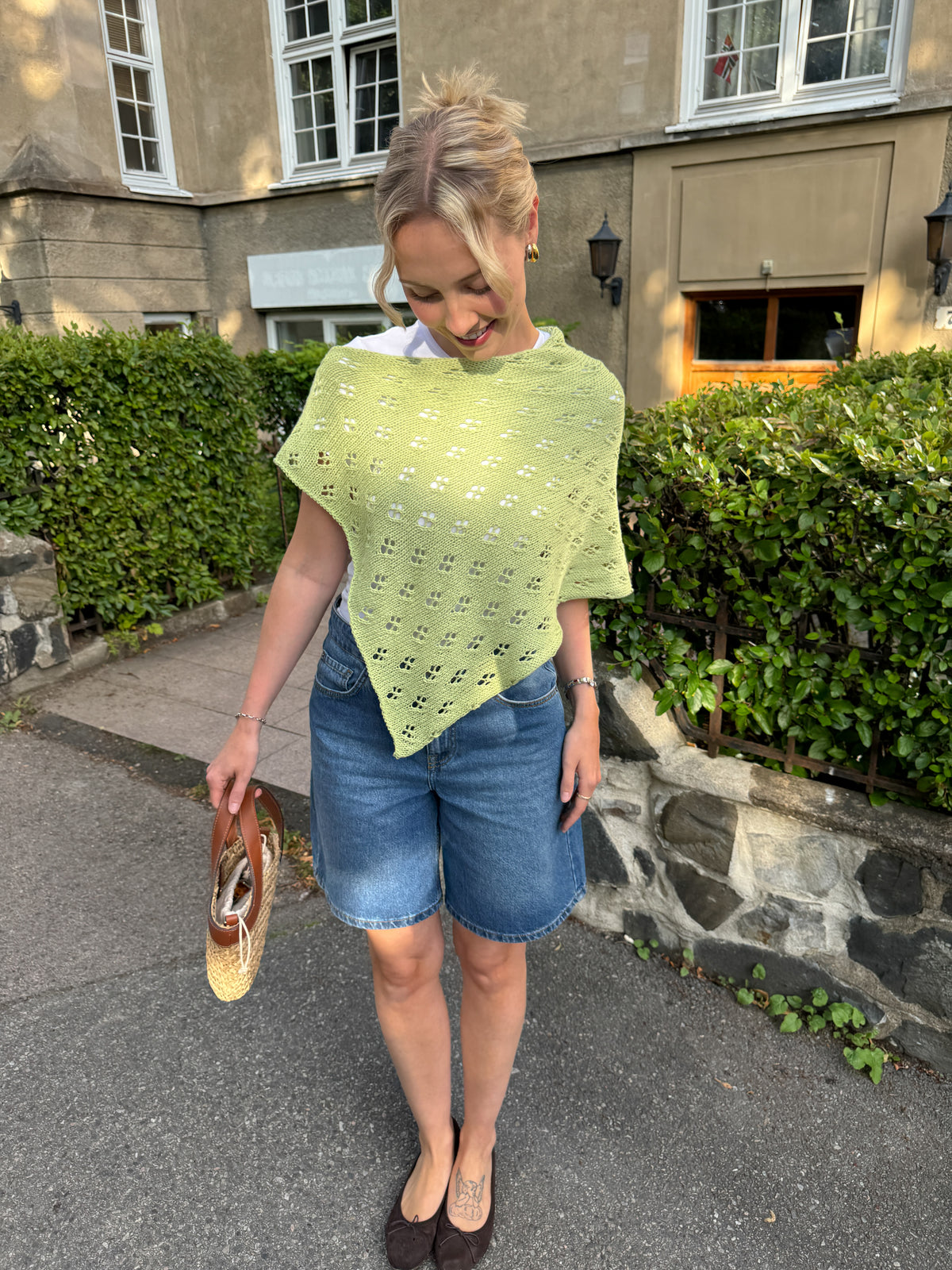 Bloomlet Poncho | by Milotte patterns