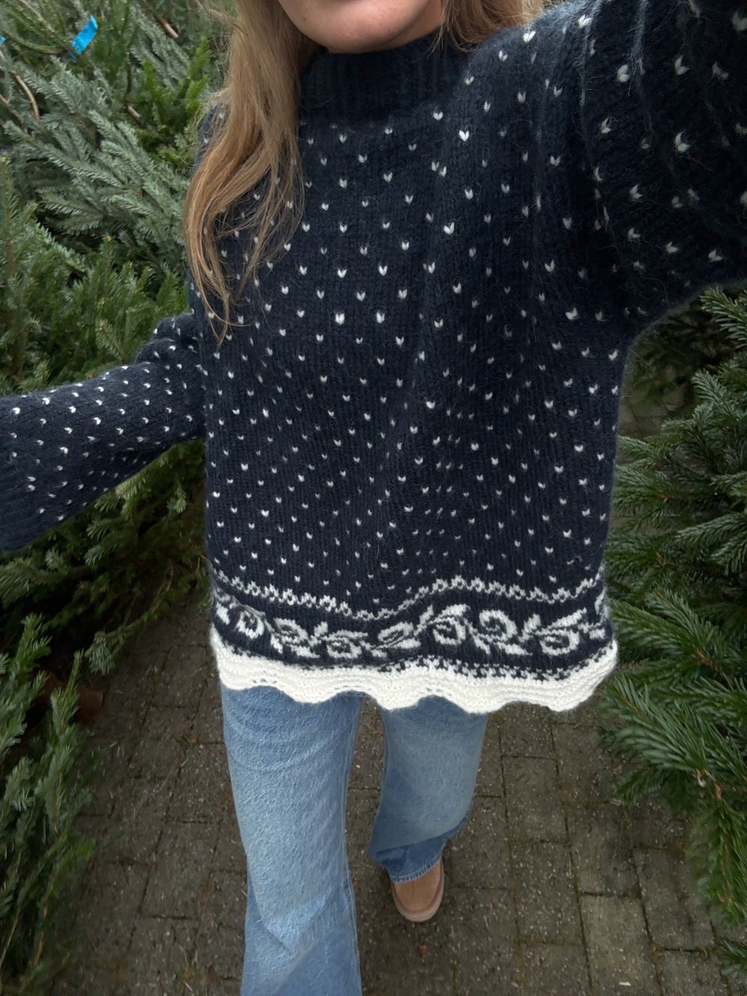 Frej Sweater 2 farger i Puno fra Rauma - Garnpakke by Milotté x TheaM