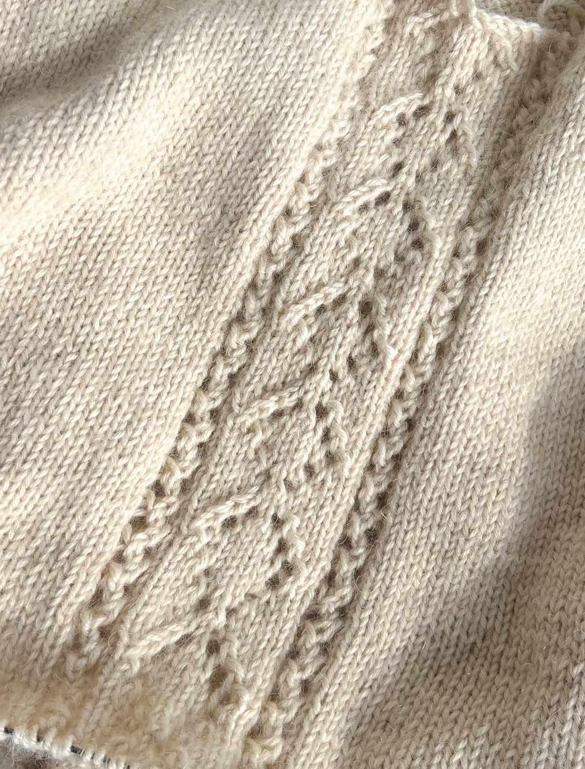 Jolie Sweater in Alpakka Ull - Yarn kit by Milotté