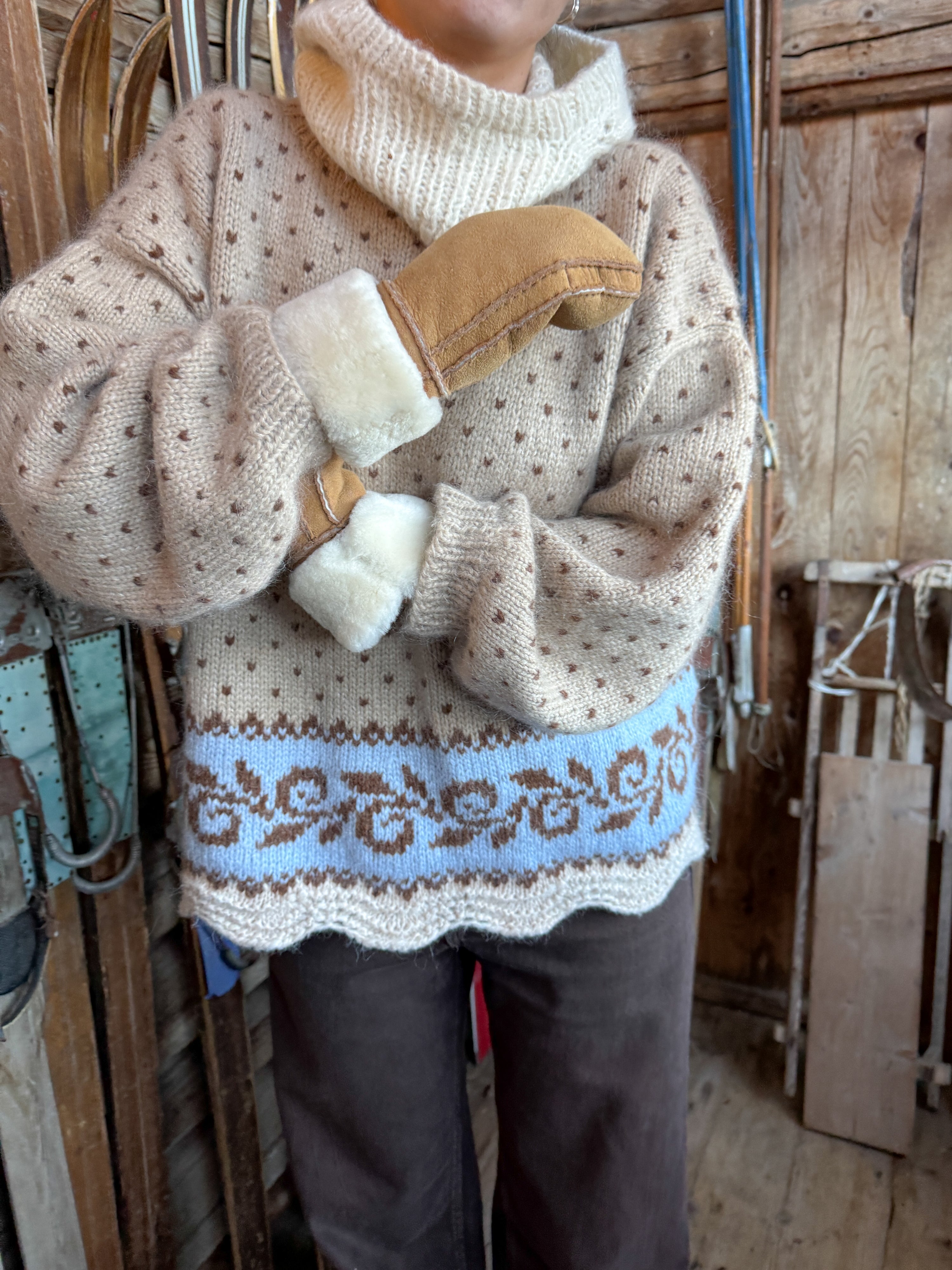 Frej Sweater 4 farger - Garnpakke by Milotté x TheaM