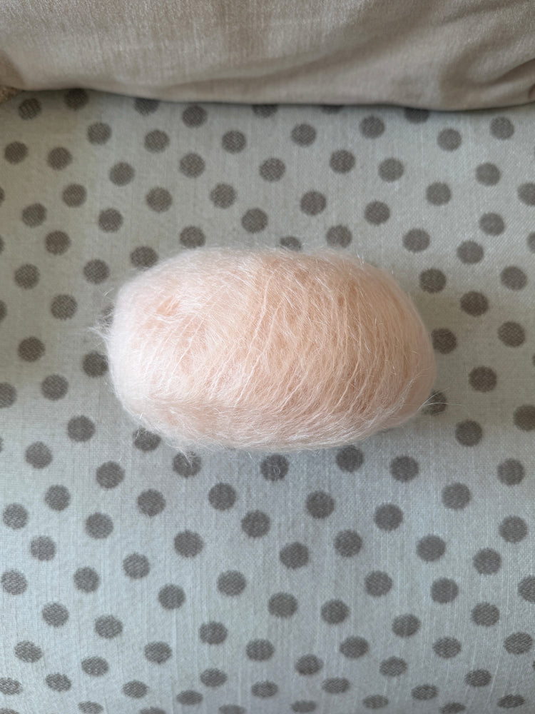 Alma Cardi Yarn Kit by Milotté