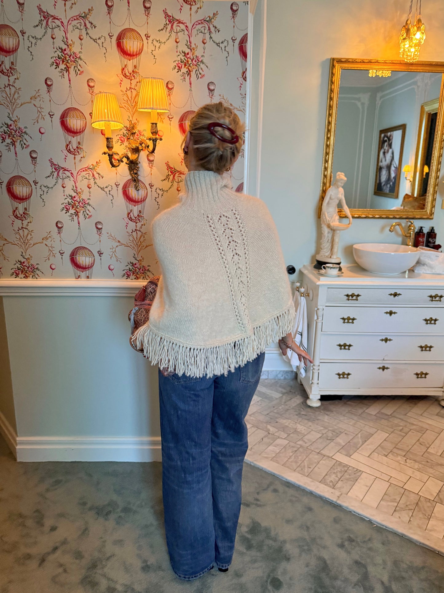 Jolie Poncho by Milotte