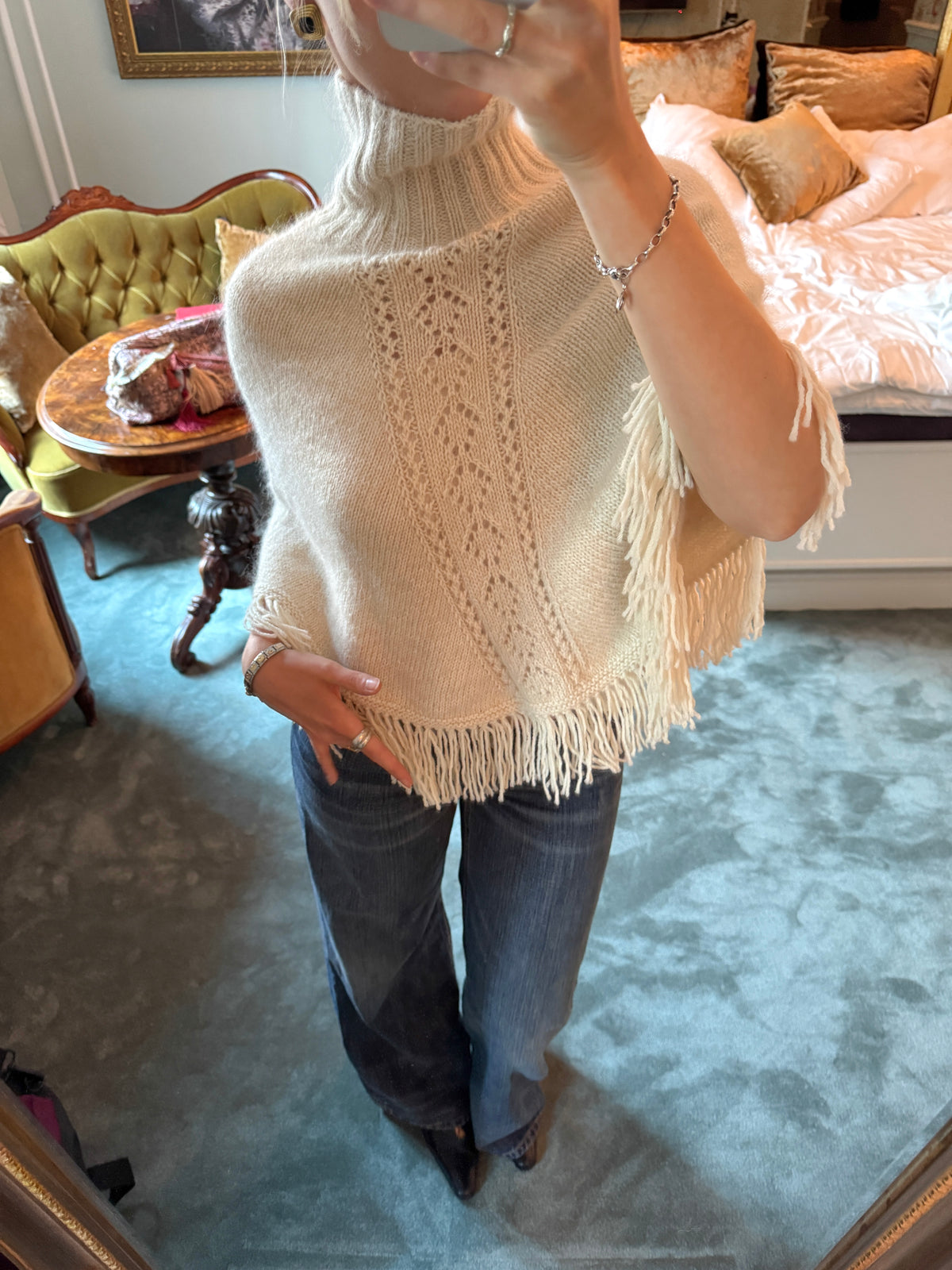 Jolie Poncho — Knitting Pattern | Milotté – Milotte