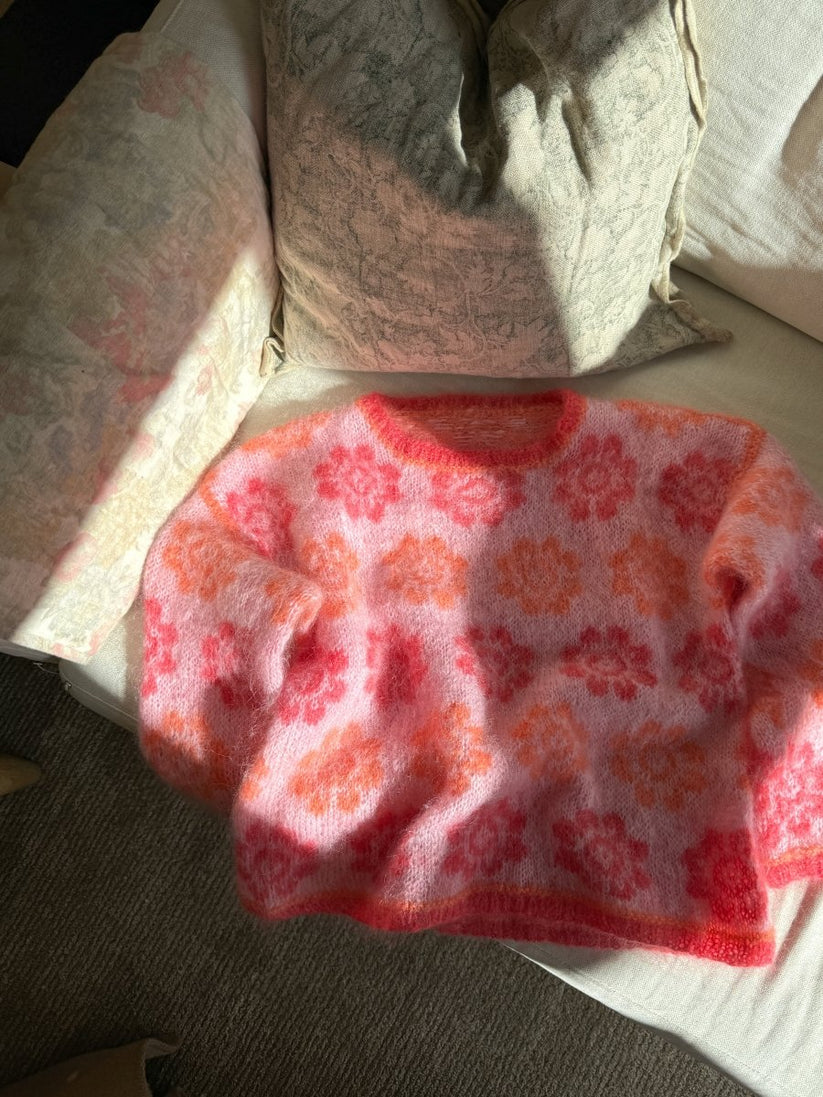 Mari Sweater // knitbyRoen - Milotté